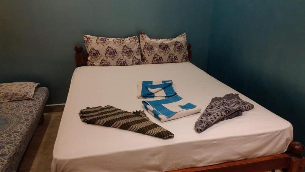 La Gabriell Beach Inn Calangute Exteriör bild