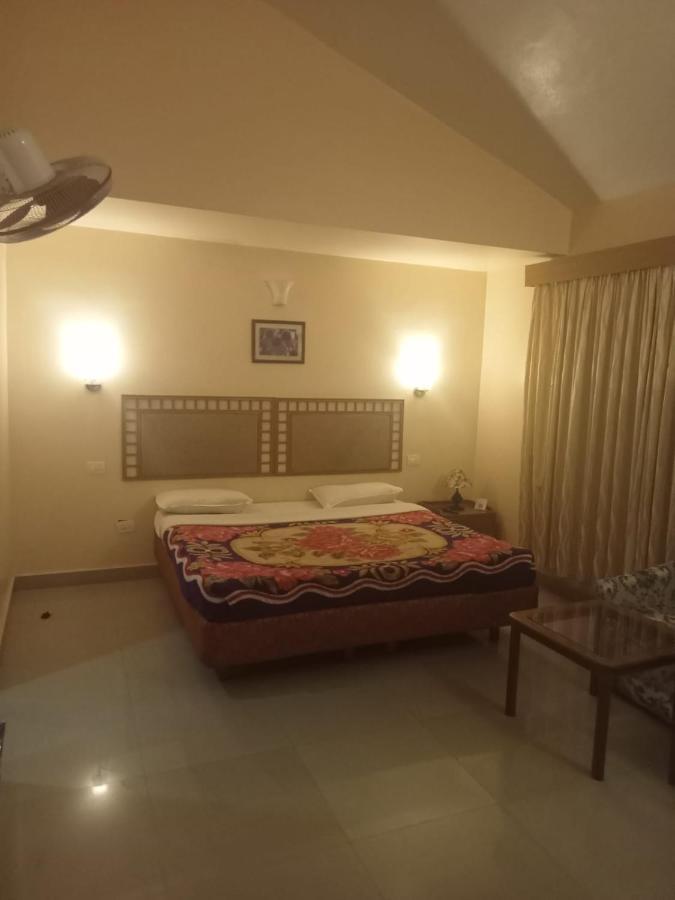 La Gabriell Beach Inn Calangute Exteriör bild